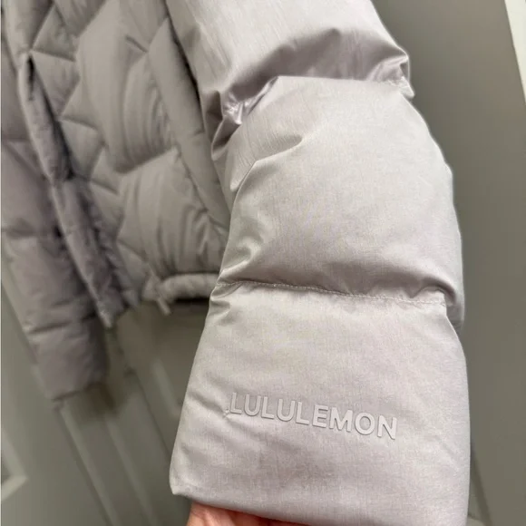 PERFECT CONDITION lululemon cropped wunder puff heathered natural ivory - Picture 8 of 9